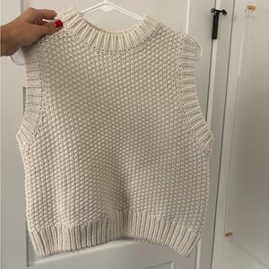 H&M Chunky Cream Sweater Vest